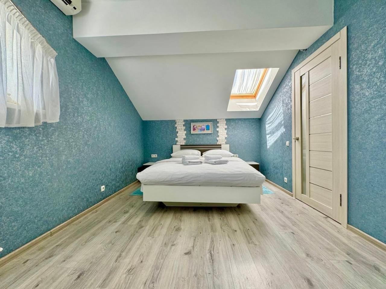 Apartpoltava Ексклюзивна Мансарда З Виходом На Дах, Новобудова, Led Дзеркало Корпусний Парк ภายนอก รูปภาพ